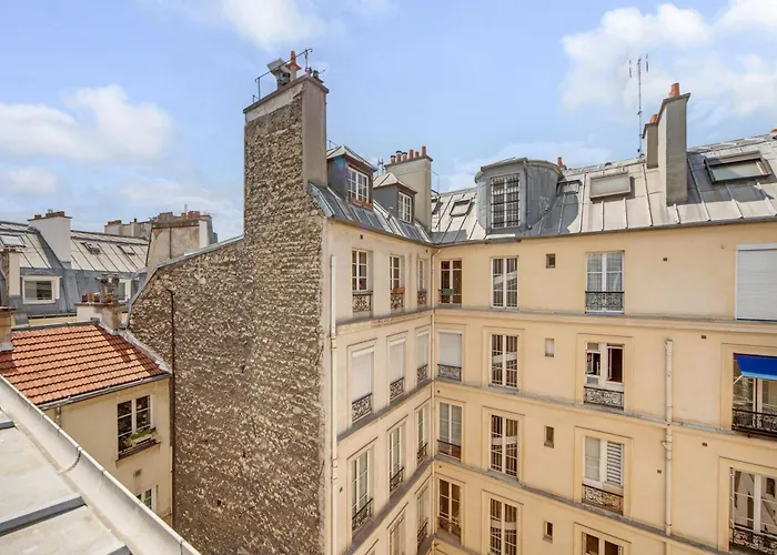 Saint-germain-des-pres - Modern-calm-bright 파리