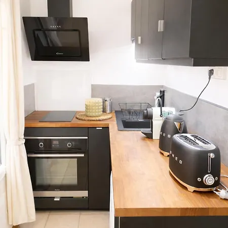 Saint-germain-des-prés - Modern-calm-bright *