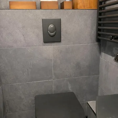 Saint-germain-des-prés - Modern-calm-bright *